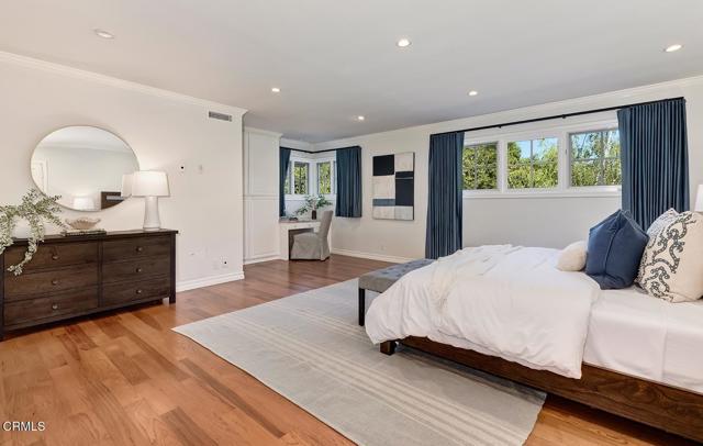 423 Lakeview Road, Pasadena CA: https://media.crmls.org/mediaz/650f859c-9a8d-4774-a8cc-452b671b48ad.jpg