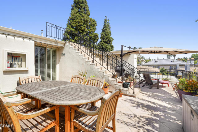 630 S Orange Grove Boulevard, Pasadena CA: https://media.crmls.org/mediaz/65100540-35e0-4da7-9c87-de4ee0007ba3.jpg