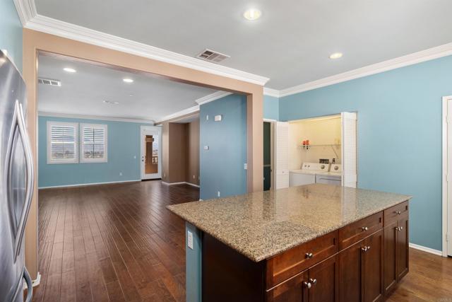 1605 Calabria Street, Santee CA: https://media.crmls.org/mediaz/65114b79-cd2d-4f95-8e62-ff1fb5b9a960.jpg