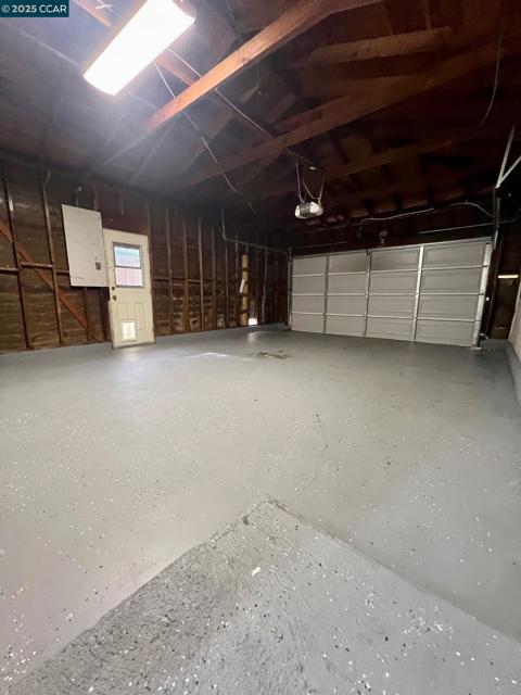 2788 Entrada Cir, Antioch CA: https://media.crmls.org/mediaz/651220e4-8755-4f84-b442-ff346abbdb6b.jpg