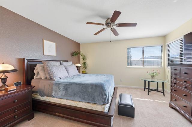 61 Joes Lane, Hollister CA: https://media.crmls.org/mediaz/65123634-89b2-4db1-8111-bcd93f54c0fa.jpg