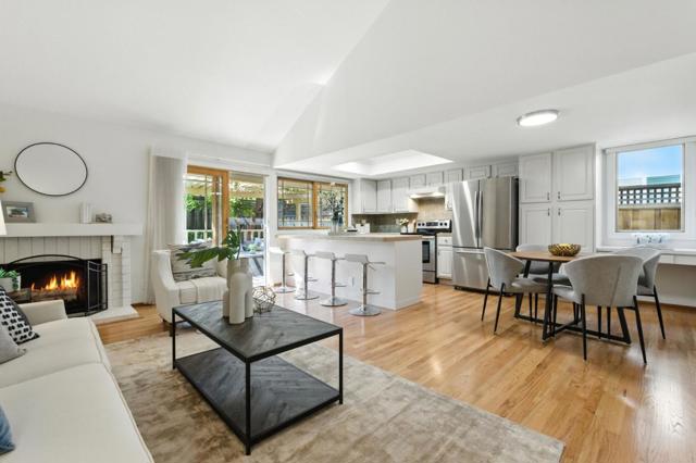 3686 Thousand Oaks Drive, San Jose CA: https://media.crmls.org/mediaz/6512e8f6-4679-4799-a57d-2d4279fe59ec.jpg