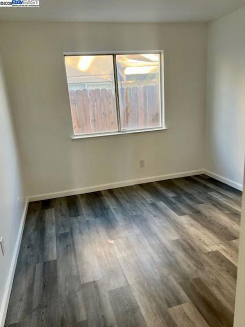 1201 Xandria Drive, Sacramento CA: https://media.crmls.org/mediaz/65133dac-67ad-4f3b-87e8-0a229e701072.jpg