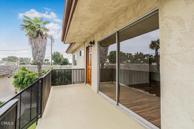 Detail Gallery Image 2 of 24 For 620 W Gonzales Rd #B,  Oxnard,  CA 93036 - 3 Beds | 2 Baths