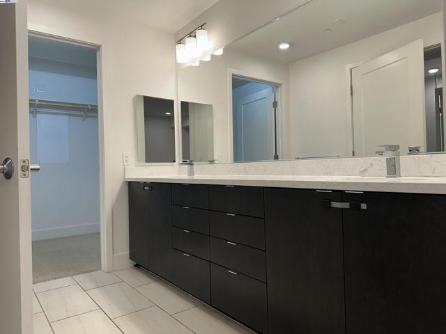 3658 Capitol Ave, Fremont CA: https://media.crmls.org/mediaz/65135984-3615-4b70-927e-5d94c6b86cf1.jpg