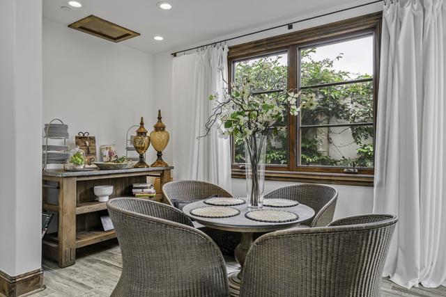 15823 The River Trail, Rancho Santa Fe CA: https://media.crmls.org/mediaz/651518fd-dab0-4767-89ad-6b37bab2f3c0.jpg