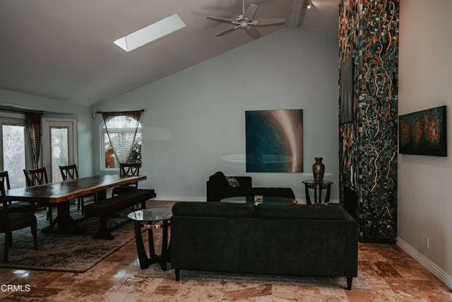 Detail Gallery Image 9 of 55 For 7314 Wallaby St, Ventura,  CA 93003 - 3 Beds | 2 Baths