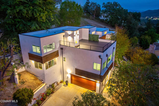 28333 Foothill Drive, Agoura Hills CA: https://media.crmls.org/mediaz/65165b1f-ef57-42da-a64d-0298fb75c0fc.jpg