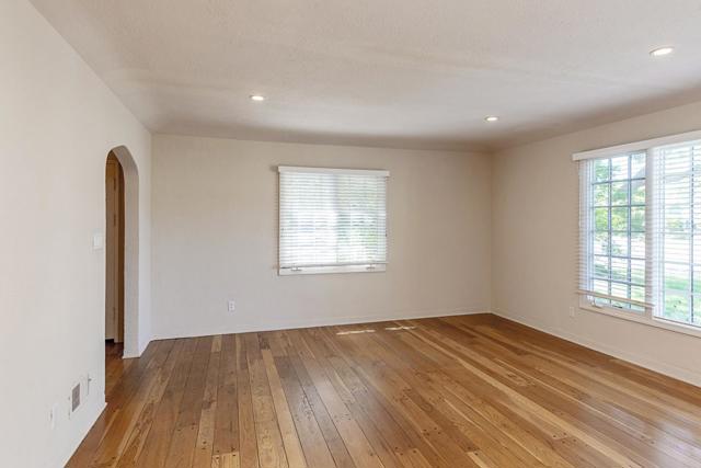 1198 Coolidge Avenue, San Jose CA: https://media.crmls.org/mediaz/65172192-1abd-4a19-a9b1-1f5fc0cdb27d.jpg