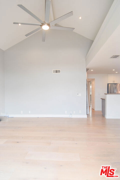 12530 Venice Boulevard, Los Angeles CA: https://media.crmls.org/mediaz/65173d8f-954a-47e8-bc0c-774977160940.jpg