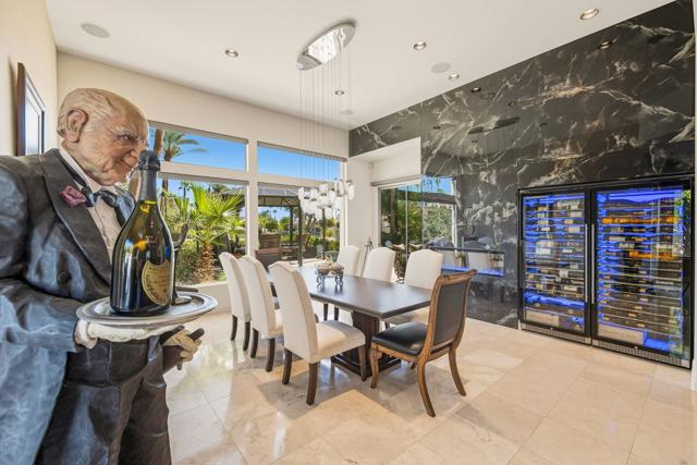 334 Crest Lake Drive, Palm Desert, CA 92211