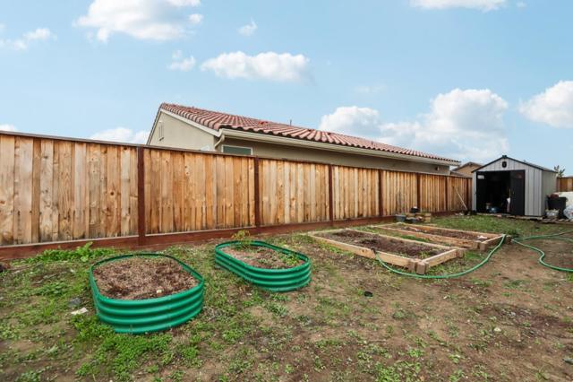 1941 Camden Street, Hollister CA: https://media.crmls.org/mediaz/65199ce3-020e-4178-8439-84568355621d.jpg