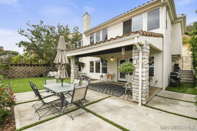 2025 Fabled Waters Dr., Spring Valley CA: https://media.crmls.org/mediaz/651a0e82-cbbb-4fb8-abf7-6adb0e88d03d.jpg