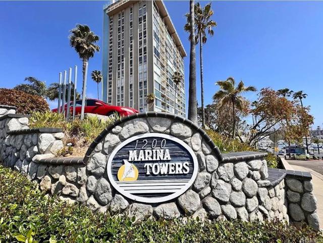 1200 Harbor N Drive, Oceanside CA: https://media.crmls.org/mediaz/651a6c33-20c7-4296-b1de-e0a0b6e77d71.jpg