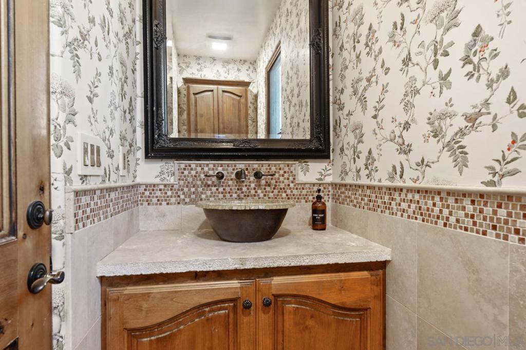 7964 Prospect - photo 8