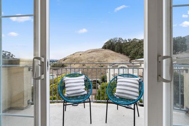 811 La Montagne Place, South San Francisco CA: https://media.crmls.org/mediaz/651b904f-79a9-4c51-8f15-62091423ff43.jpg