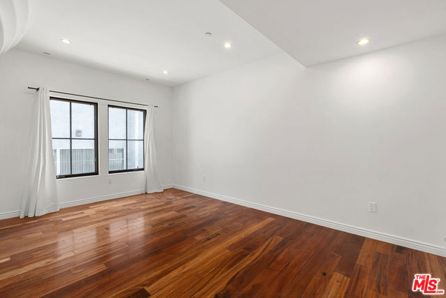 744 North Alfred Street, 104 photo 15