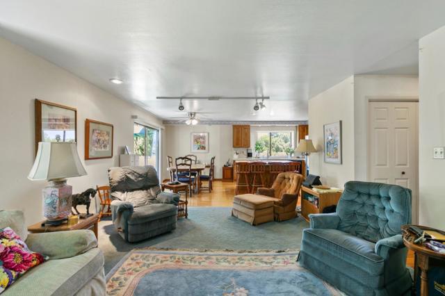 11027 Eastbrook Avenue, Los Altos CA: https://media.crmls.org/mediaz/651d623b-48a3-403d-9875-7677ff19876d.jpg
