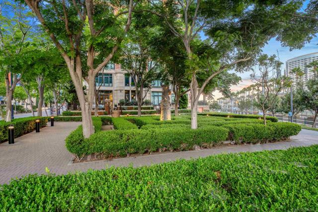 500 W Harbor Dr, San Diego CA: https://media.crmls.org/mediaz/651d8864-93d0-4e1d-8d2b-b1a8afb4191d.jpg