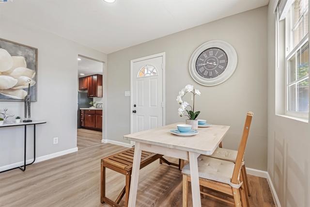 1111 Stonington Ave, San Pablo CA: https://media.crmls.org/mediaz/651dd978-5635-4e05-845c-64cffc8ee534.jpg