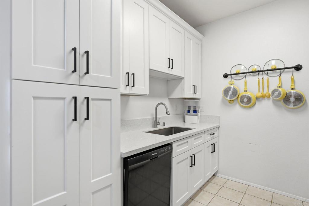 8310 Regents Road - photo 3