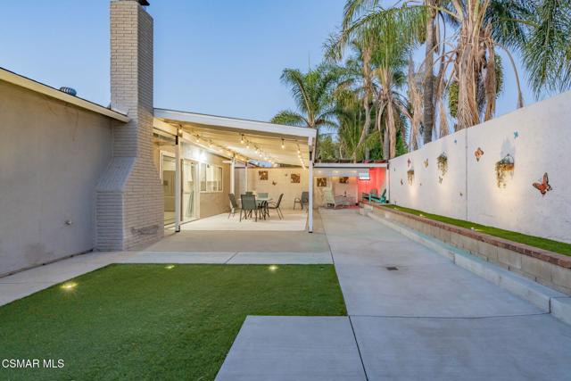 2760 Royal Avenue, Simi Valley CA: https://media.crmls.org/mediaz/651e6689-563f-4dc1-af34-222443357370.jpg