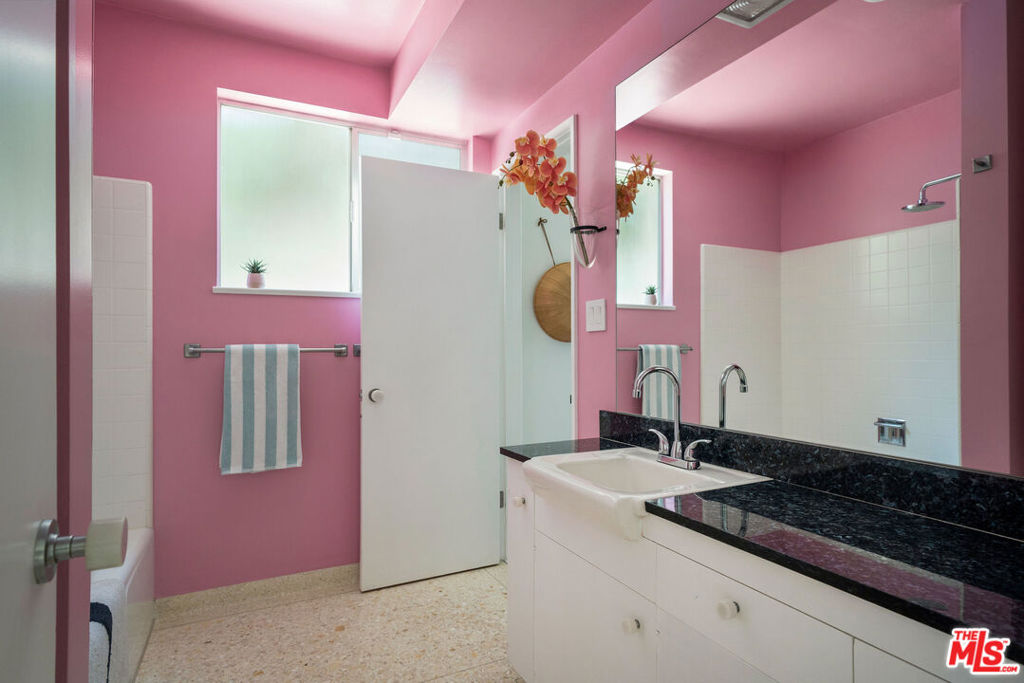 MLS #26935793 image #20