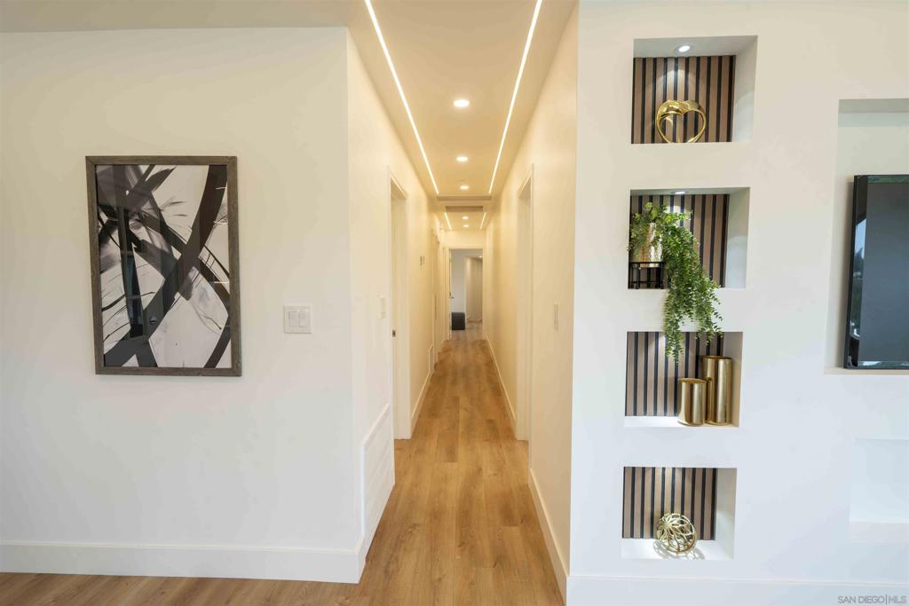 MLS #250039460SD image #29