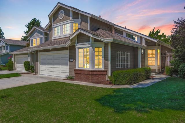 213 Yarborough Lane, Redwood City CA: https://media.crmls.org/mediaz/65226c89-6760-482b-a881-8a5978139dff.jpg