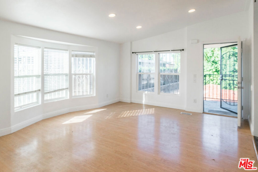 6522A20D 5274 48Ba 9Dda 954Dfd87A3Ab 11156 Mansel Avenue, Inglewood, Ca 90304 &Lt;Span Style='BackgroundColor:transparent;Padding:0Px;'&Gt; &Lt;Small&Gt; &Lt;I&Gt; &Lt;/I&Gt; &Lt;/Small&Gt;&Lt;/Span&Gt;