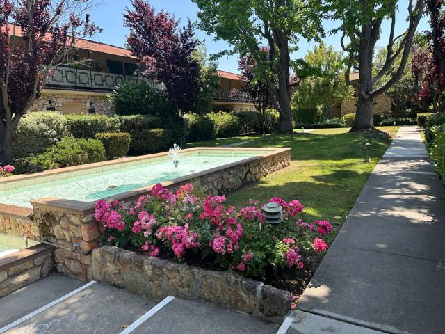 762 University Avenue, Palo Alto CA: https://media.crmls.org/mediaz/65230acd-1351-4e3b-ba95-8566208eef87.jpg