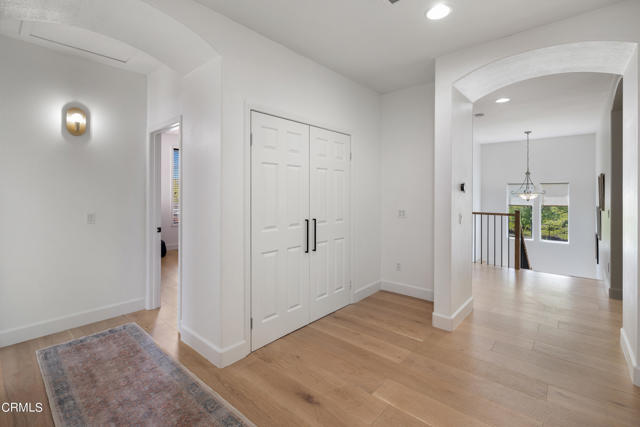 Detail Gallery Image 37 of 65 For 23853 Mission Puebla, Valencia,  CA 91354 - 8 Beds | 3/1 Baths