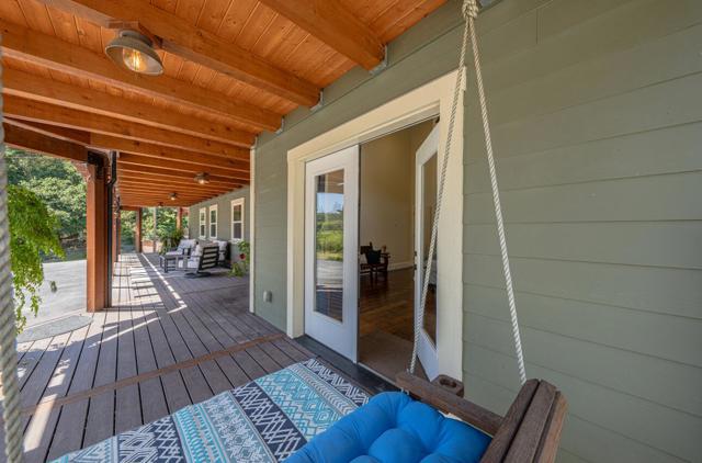 9247 Holly Hill Drive, Salinas CA: https://media.crmls.org/mediaz/65239f13-85ee-4d84-8f56-be8e2a51de96.jpg