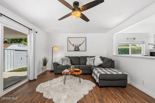 2142 Atwater Avenue, Simi Valley CA: https://media.crmls.org/mediaz/6524050a-c7c2-4f26-beef-a9de5f4b97a7.jpg
