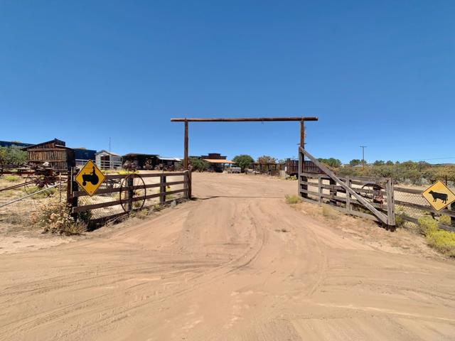 Detail Gallery Image 3 of 32 For 2532 Moonlit Trail, Boulevard,  CA 91905 - – Beds | – Baths