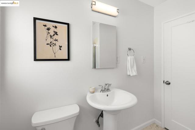 2234 Lobert St, Castro Valley CA: https://media.crmls.org/mediaz/65252adb-0335-40a9-8f84-7207c5e461ef.jpg