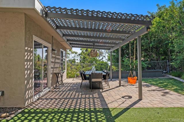 Detail Gallery Image 30 of 38 For 12940 Calle De Las Rosas, San Diego,  CA 92129 - 4 Beds | 2 Baths