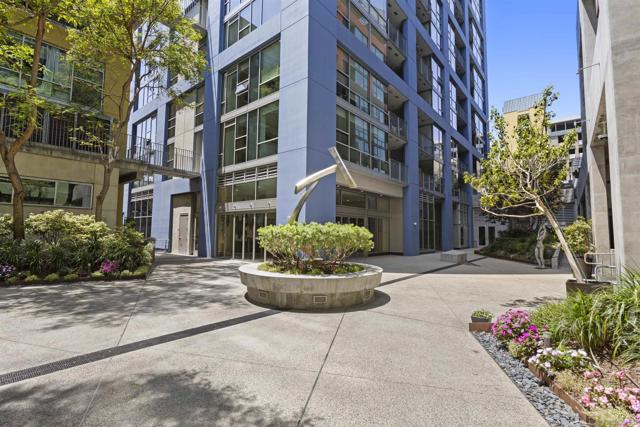 350 11Th Ave, San Diego CA: https://media.crmls.org/mediaz/652729db-58a0-4586-bdf3-33b6183aafdf.jpg