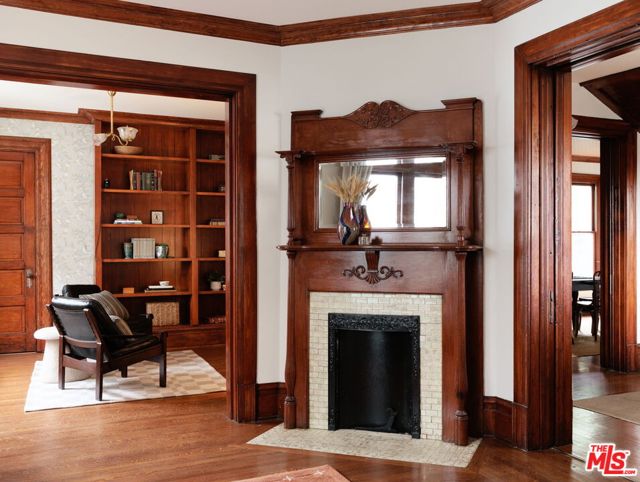 112 East Avenue 41 photo 6