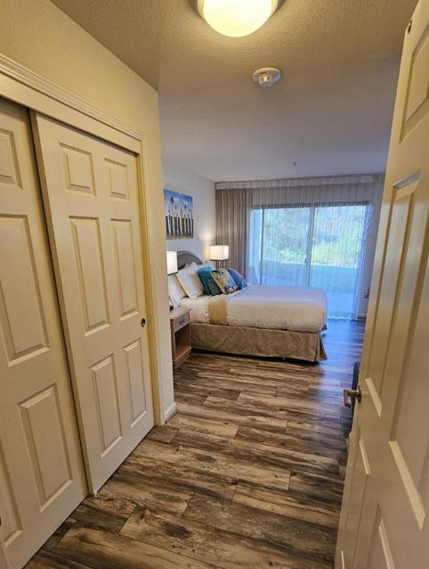 22 Seascape Resort Drive, Aptos CA: https://media.crmls.org/mediaz/652a0b05-2e8f-4819-bed1-fb2c994bbc8d.jpg