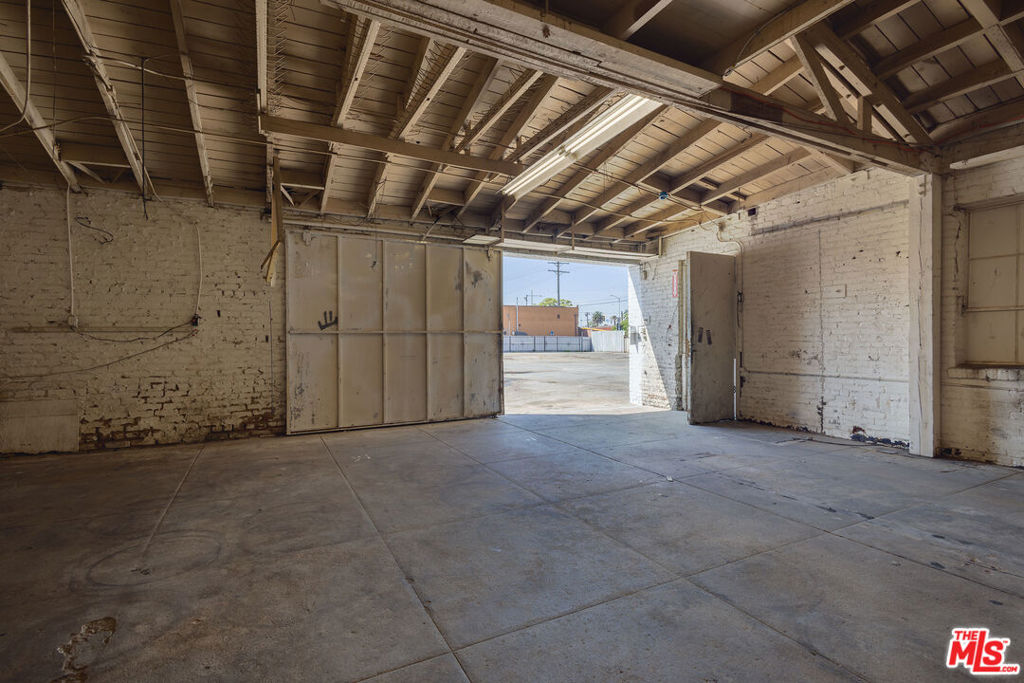MLS #26757795 image #42