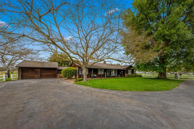 13755 Columbet Avenue, San Martin CA: https://media.crmls.org/mediaz/652a3474-bf15-4263-9a06-c84b6c876fbe.jpg