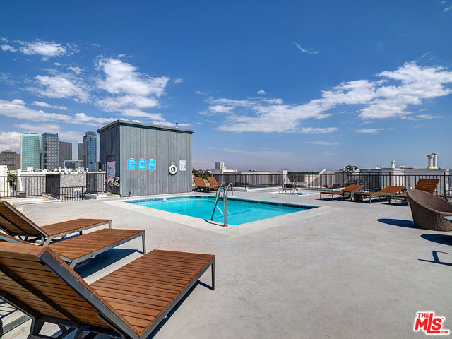 1830 Westholme Avenue, Los Angeles CA: https://media.crmls.org/mediaz/652a5e47-12e0-4126-8ddd-e00d14c7d94a.jpg