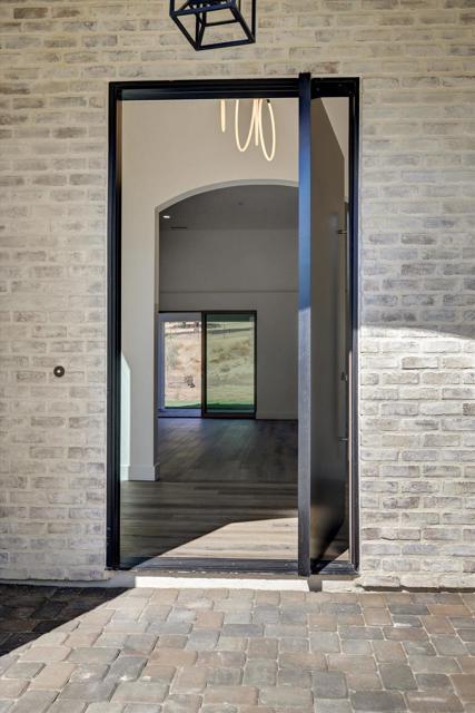 5808 Lake Vista Dr., Bonsall CA: https://media.crmls.org/mediaz/652ad3a7-d133-4a8f-93c9-c0a7924bc07c.jpg