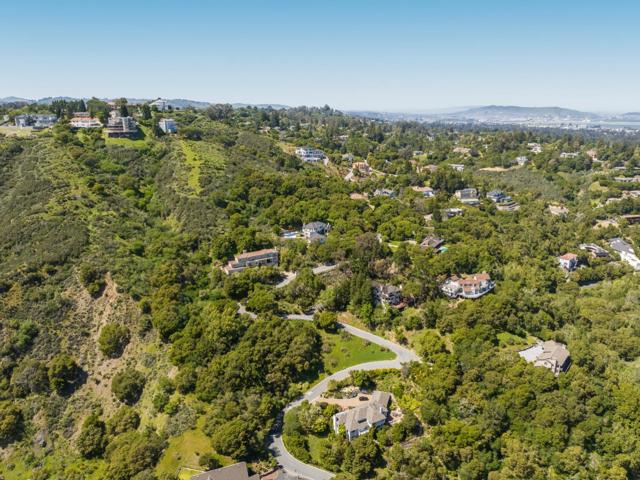 0 Woodridge Road, Hillsborough CA: https://media.crmls.org/mediaz/652b2264-2f49-4f99-ae9d-a3a970a77dc9.jpg