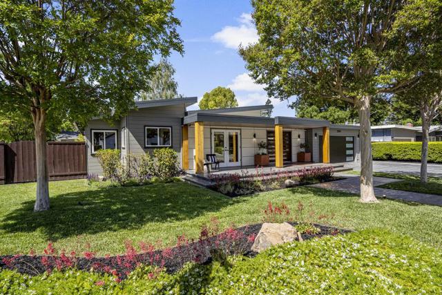 599 Dawn Drive, Sunnyvale CA: https://media.crmls.org/mediaz/652c564a-ca80-45da-b458-748d7a39d8c3.jpg