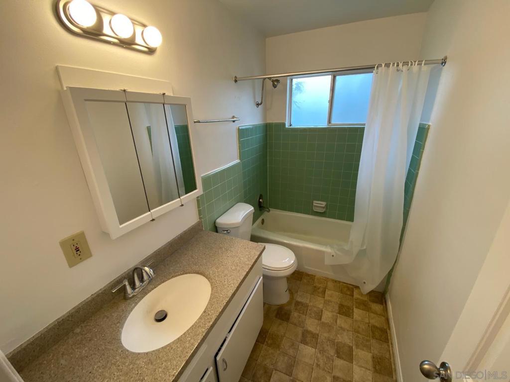 939 7th Ave - photo 15