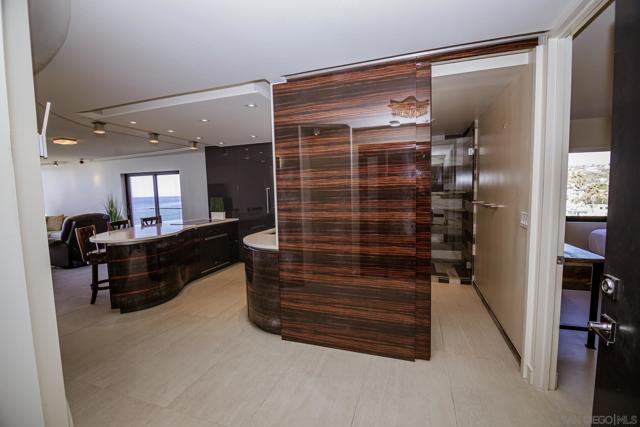 Image 7 of 38 For 4767 Ocean Blvd  712