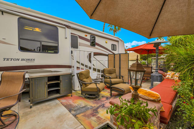 69411 Ramon Road, Cathedral City CA: https://media.crmls.org/mediaz/652e0450-7487-4876-83de-e41f2e2b1382.jpg