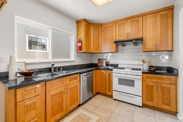 279 Elm Avenue, San Bruno CA: https://media.crmls.org/mediaz/652e8aa0-9889-4263-bfdc-67725e1f4a34.jpg